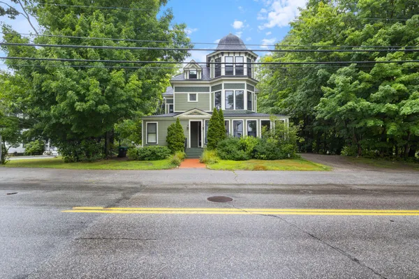 $390,000 | 17 Storer Street, Unit 3, Kennebunk, ME 04043