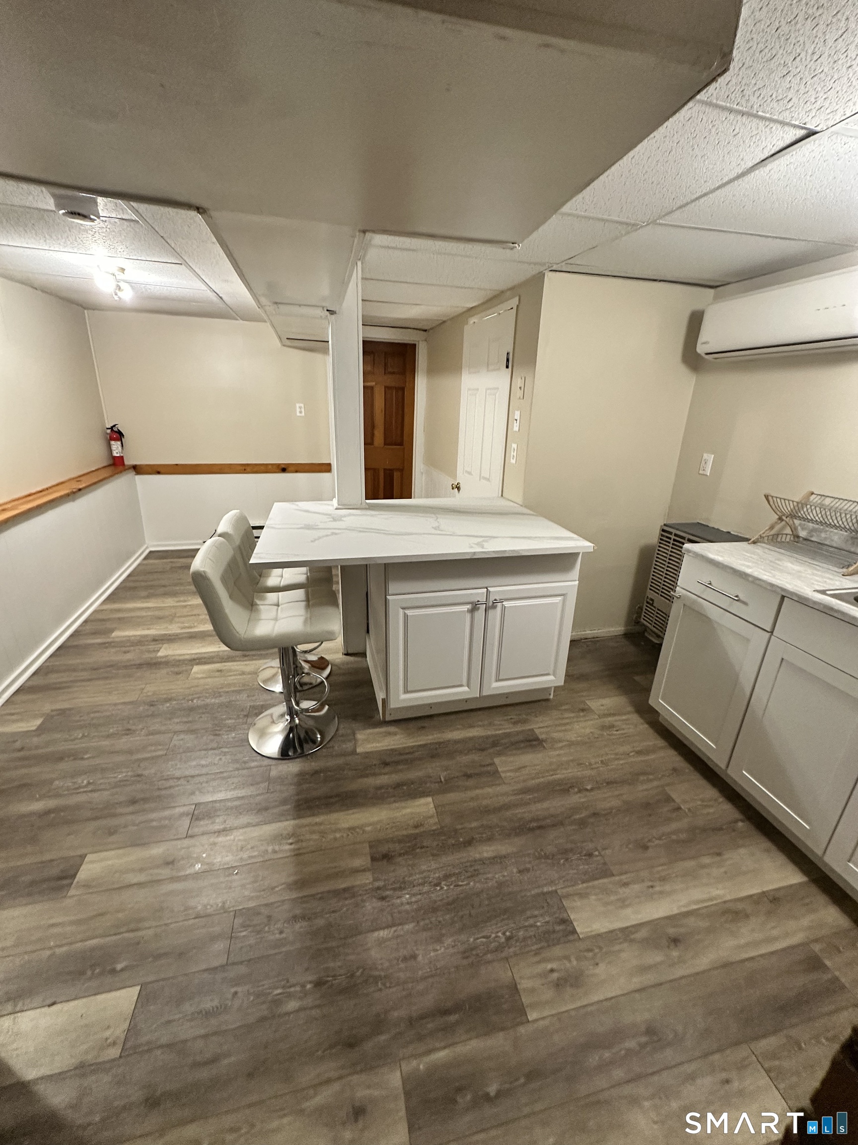 22 Lakeview Street, Unit B East Hampton, CT 06424 - Photo 5 of 16