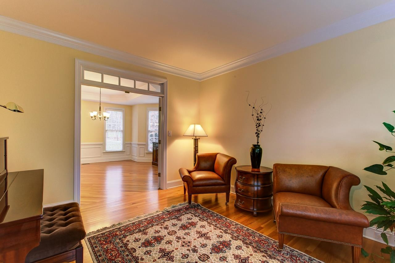 3104 Shinleaf Court Raleigh, NC 27613 - Photo 10 of 24 Living Room