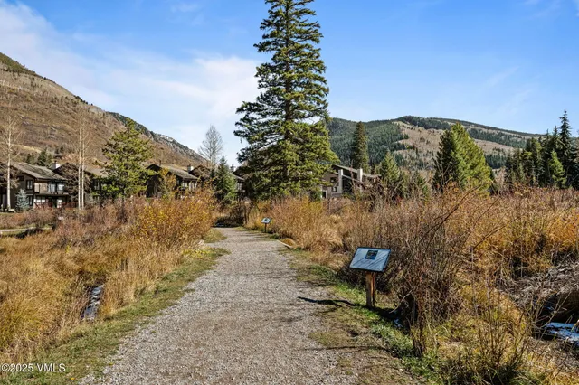 $1,695,000 | 4770 Big Horn Road, Unit B4, Vail, CO 81657