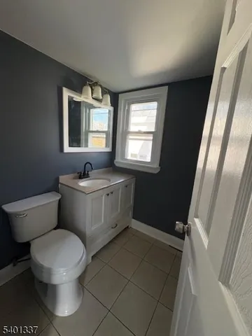 $489,000 | 4 Whitehouse Avenue, Whitehouse Station, NJ 08889