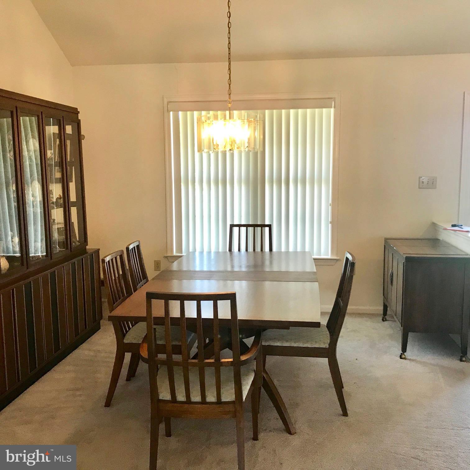 39 Sunny Ridge Court Kutztown, PA 19530 - Photo 5 of 26 Dining Area