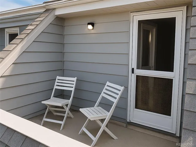 $1,700 | 17053 East Tennessee Drive, Unit 212, Aurora, CO 80017