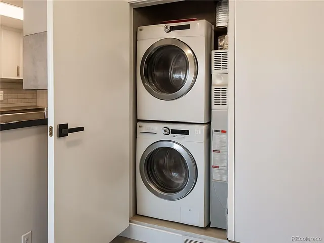 $1,700 | 17053 East Tennessee Drive, Unit 212, Aurora, CO 80017