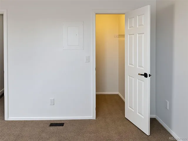 $1,700 | 17053 East Tennessee Drive, Unit 212, Aurora, CO 80017