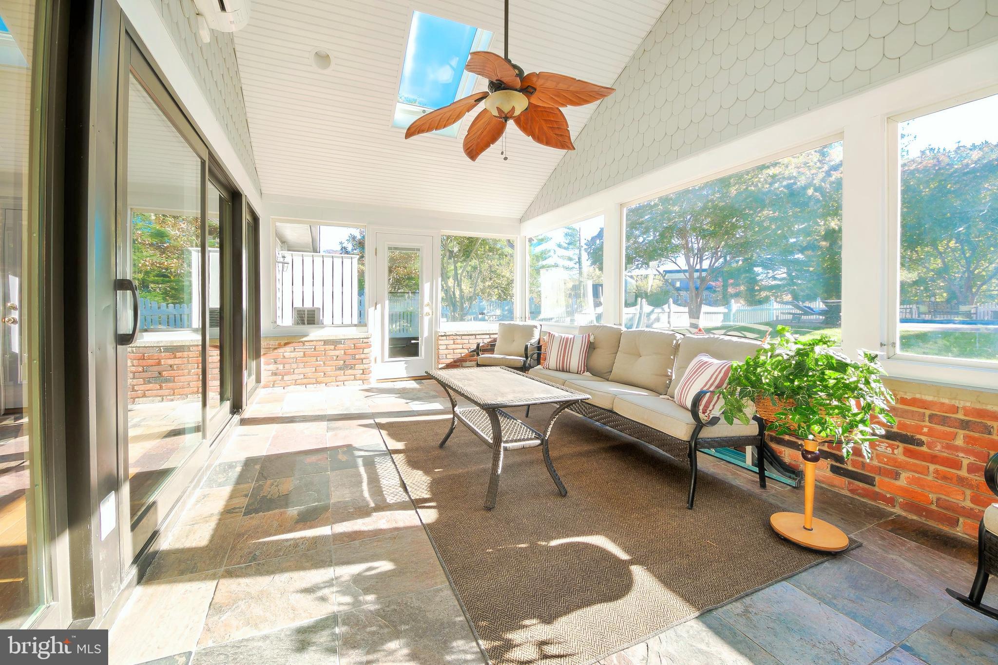 104 River Run Queenstown, MD 21658 - Photo 20 of 58 Spacious w/slate floors & removable windows.