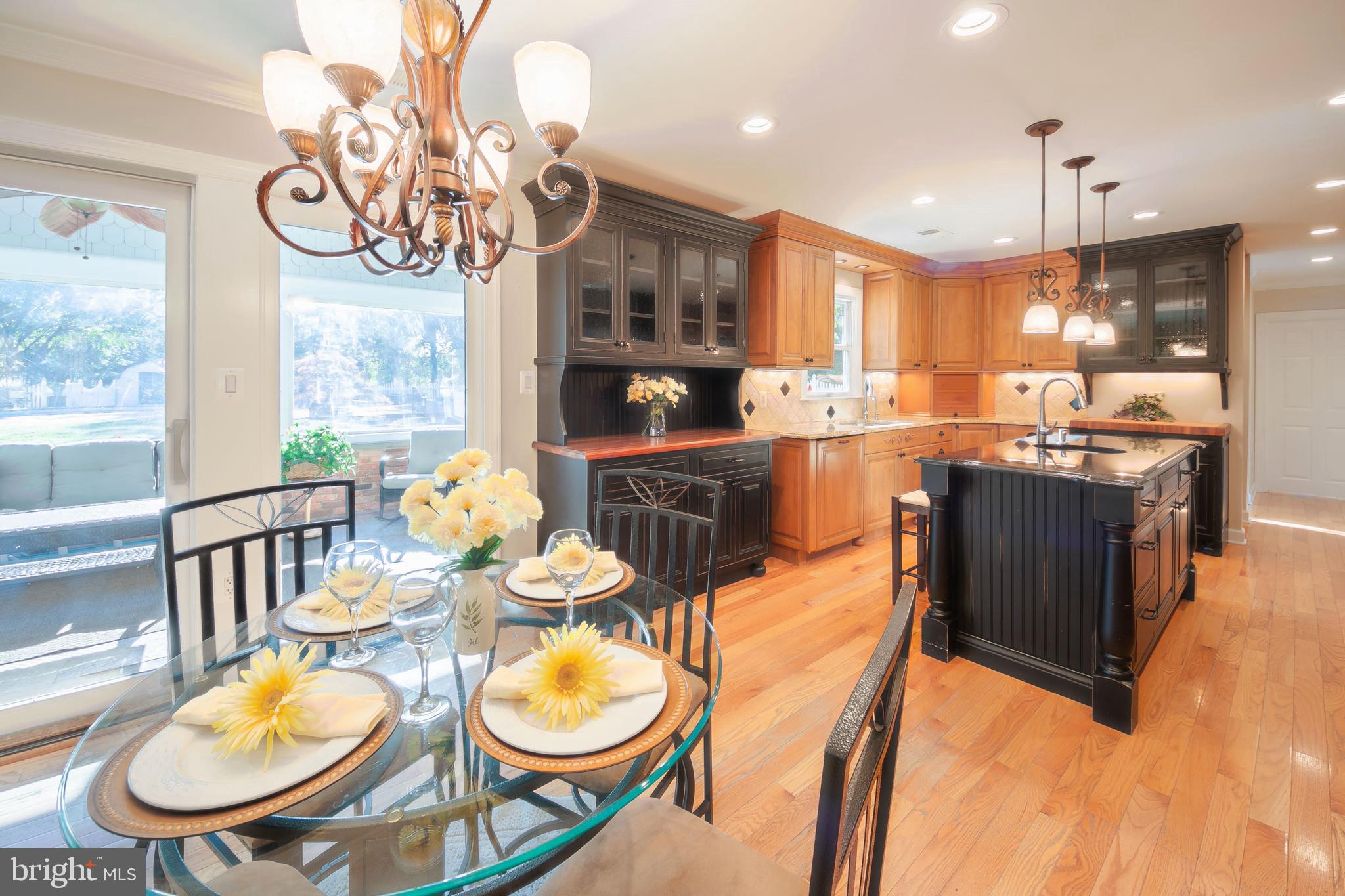 104 River Run Queenstown, MD 21658 - Photo 25 of 58 Built-in cappuccino coffee maker/grinder!