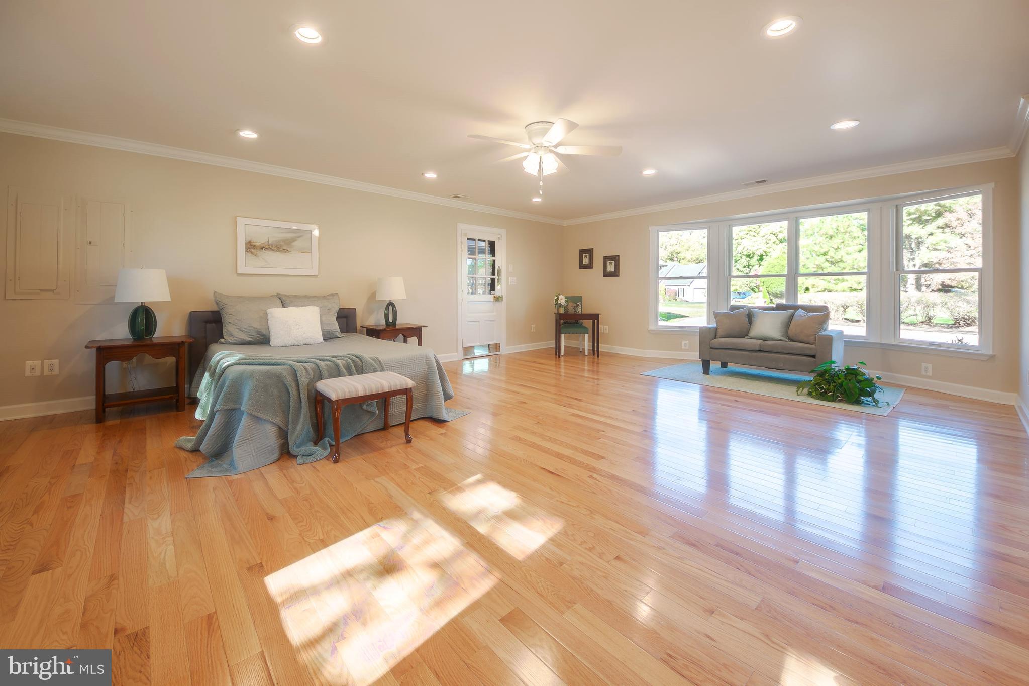 104 River Run Queenstown, MD 21658 - Photo 36 of 58 Gleaming new hardwood floors!