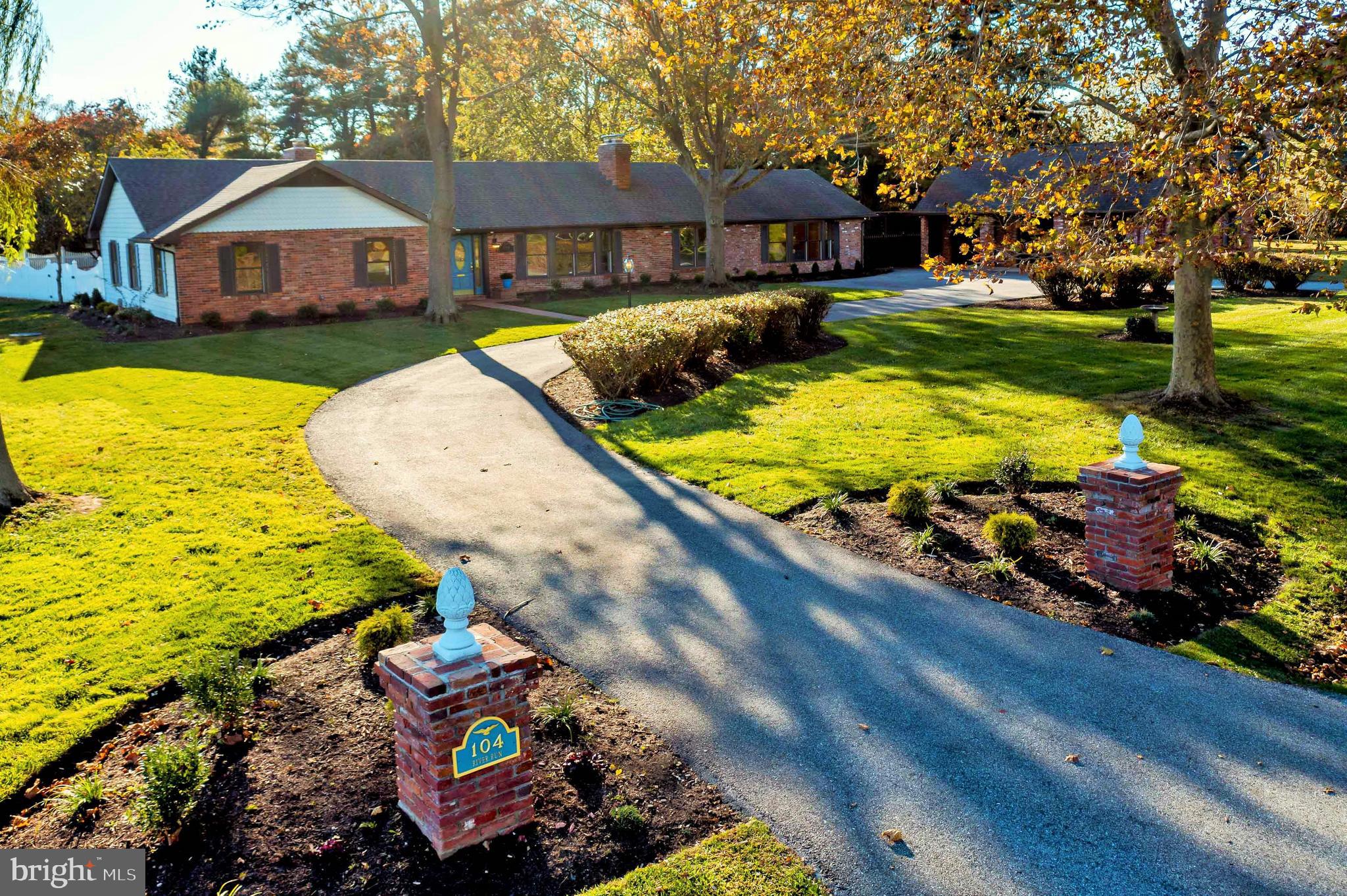 104 River Run Queenstown, MD 21658 - Photo 5 of 58 Impressive new landscaping & sod.