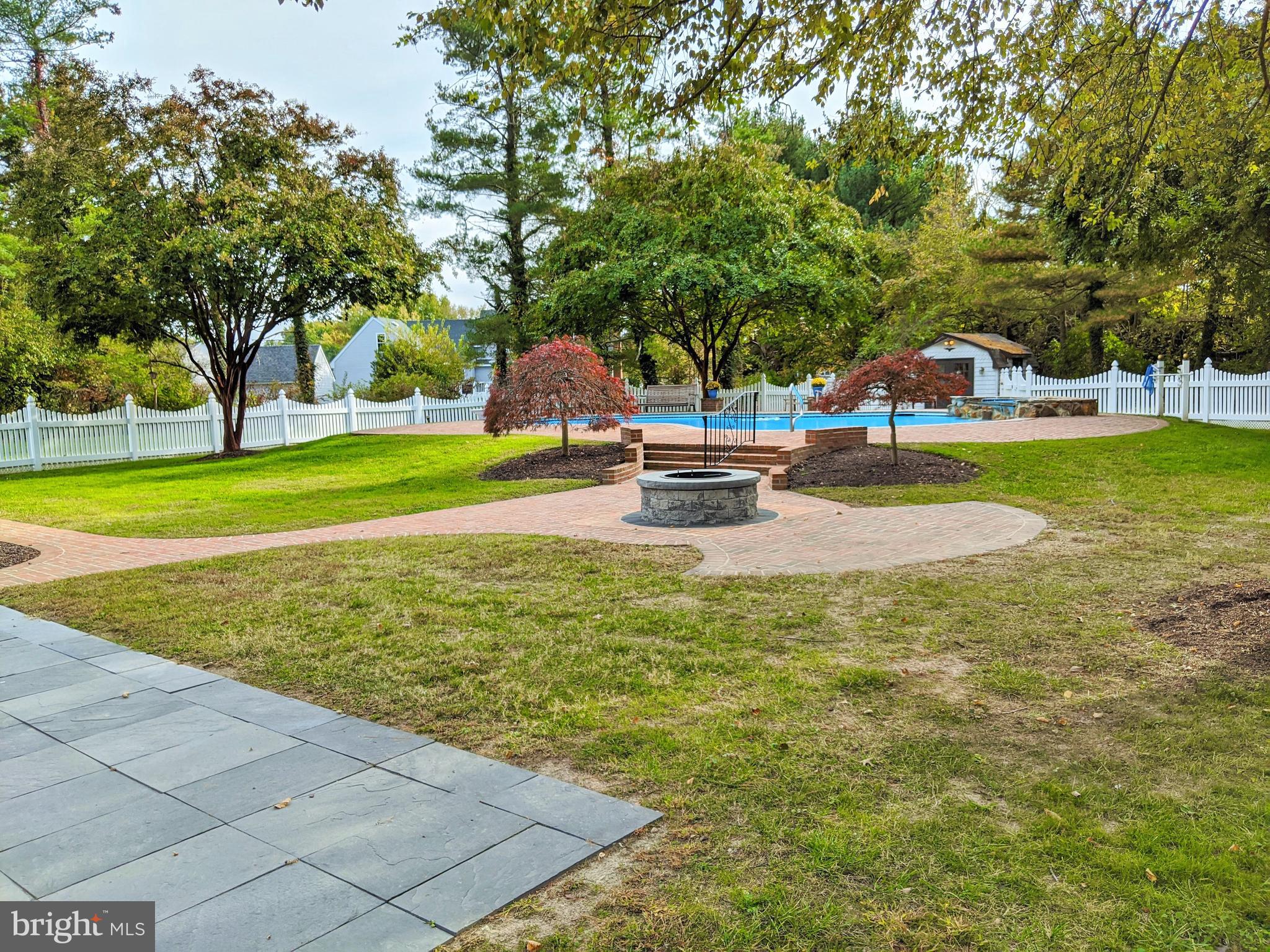 104 River Run Queenstown, MD 21658 - Photo 57 of 58 Rain or shine, you have many spaces to entertain!