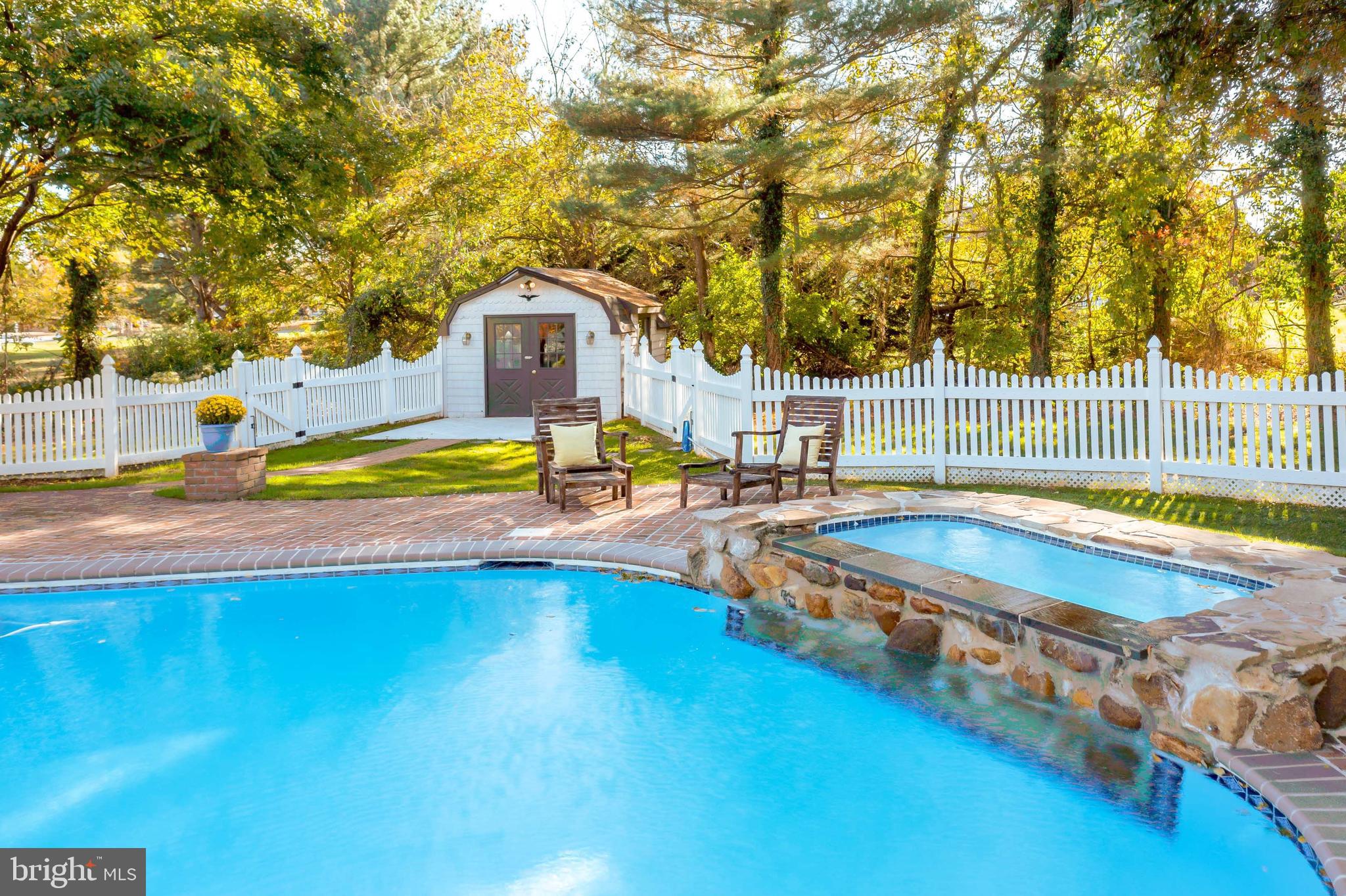 104 River Run Queenstown, MD 21658 - Photo 7 of 58 Large shed housing pool equip.