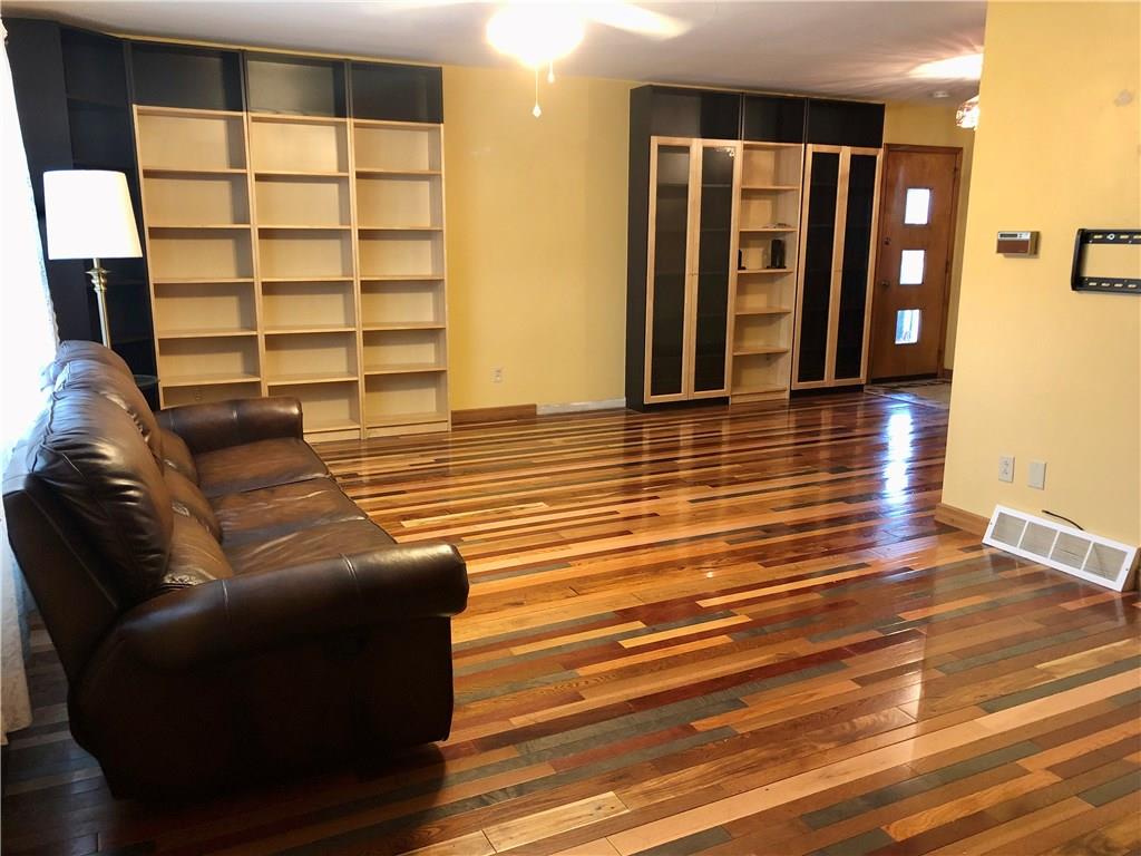 888 Chestnut Street Indiana, PA 15701 - Photo 3 of 20 Gallery Image 3