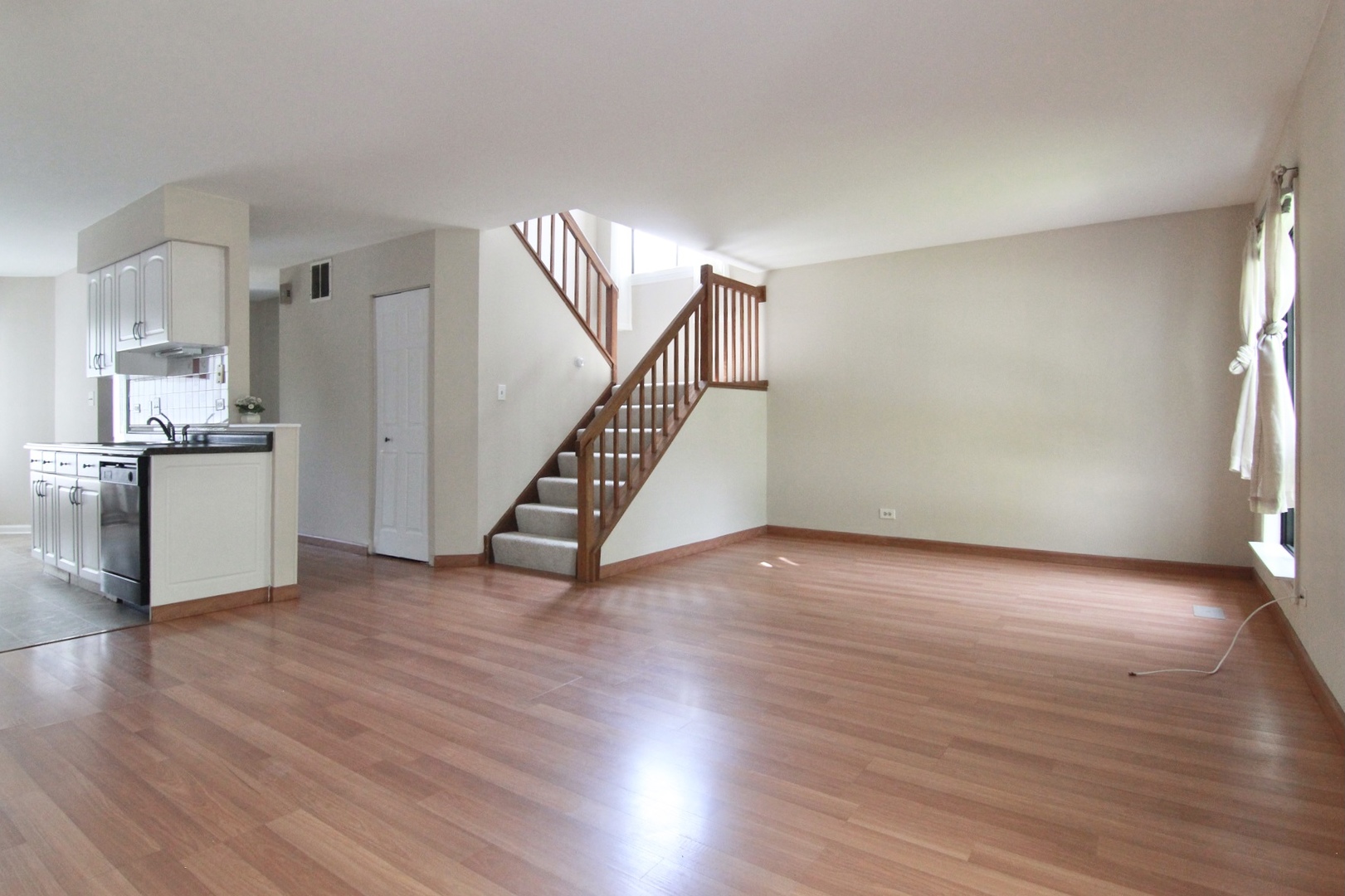 1828 Shetland Road Naperville, IL 60565 - Photo 6 of 17