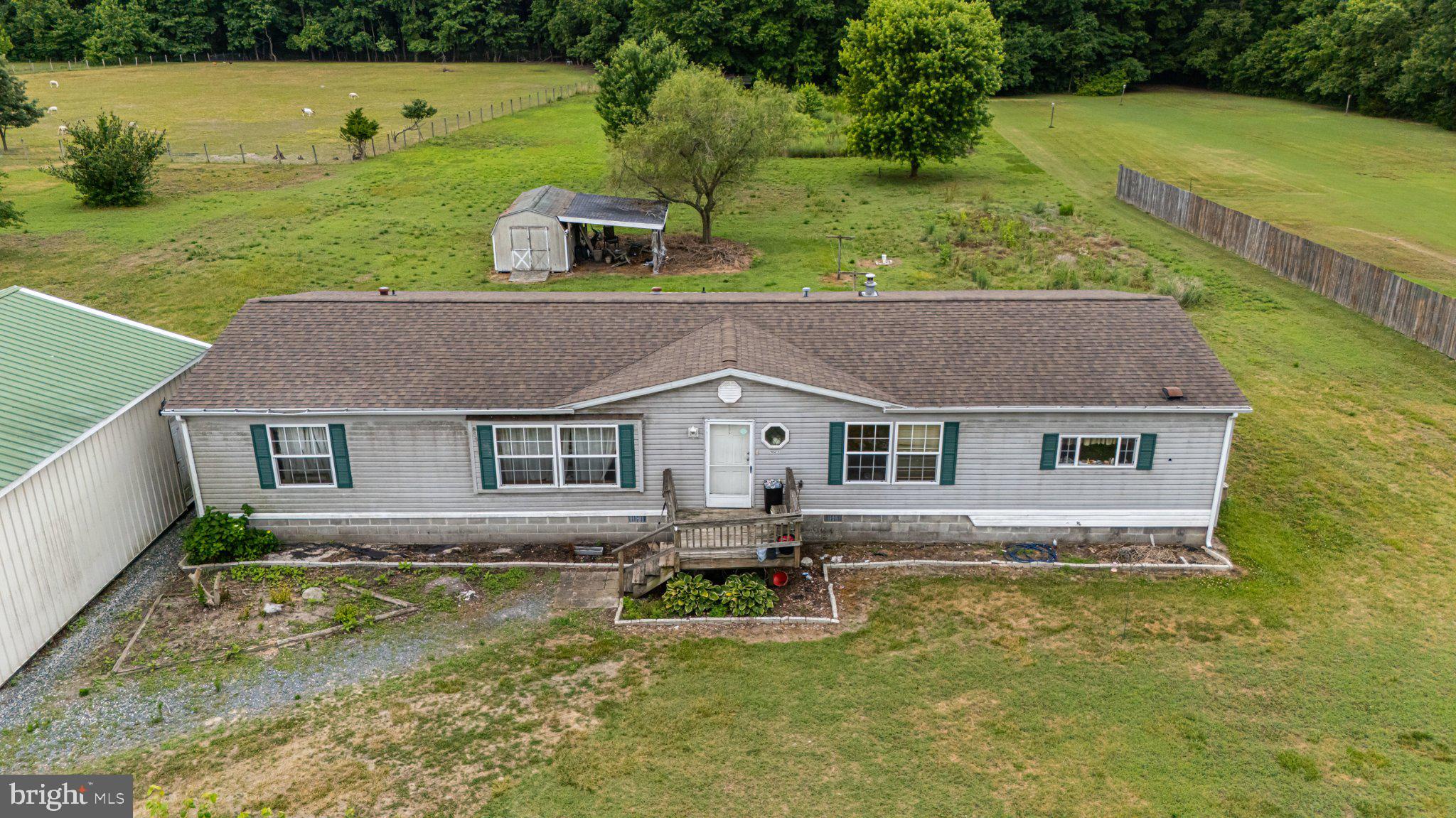 27864 Layton Road Laurel, DE 19956 - Photo 14 of 27 Charming home on spacious grounds.