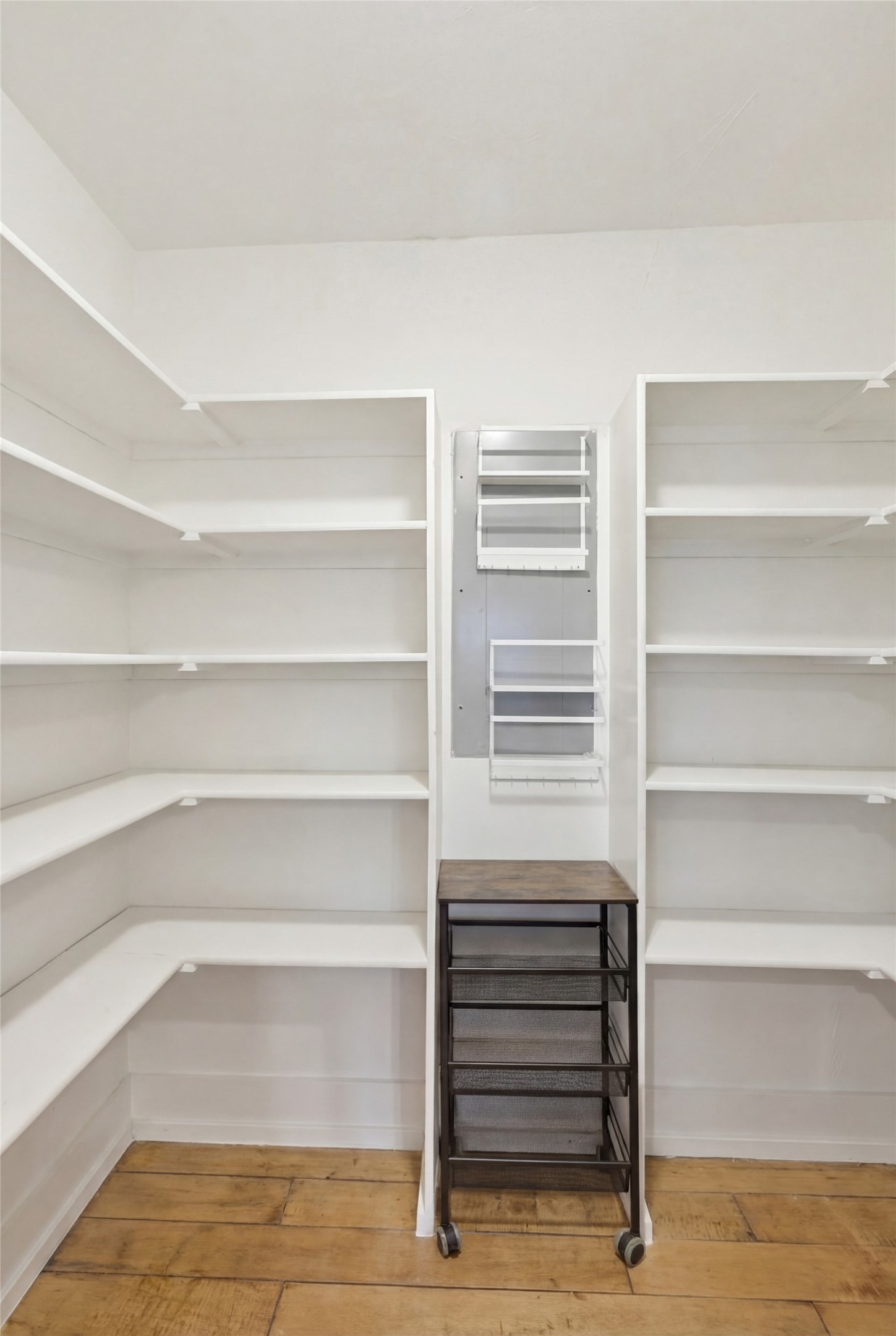 2008 Key West Cove Austin, TX 78746 - Photo 8 of 33