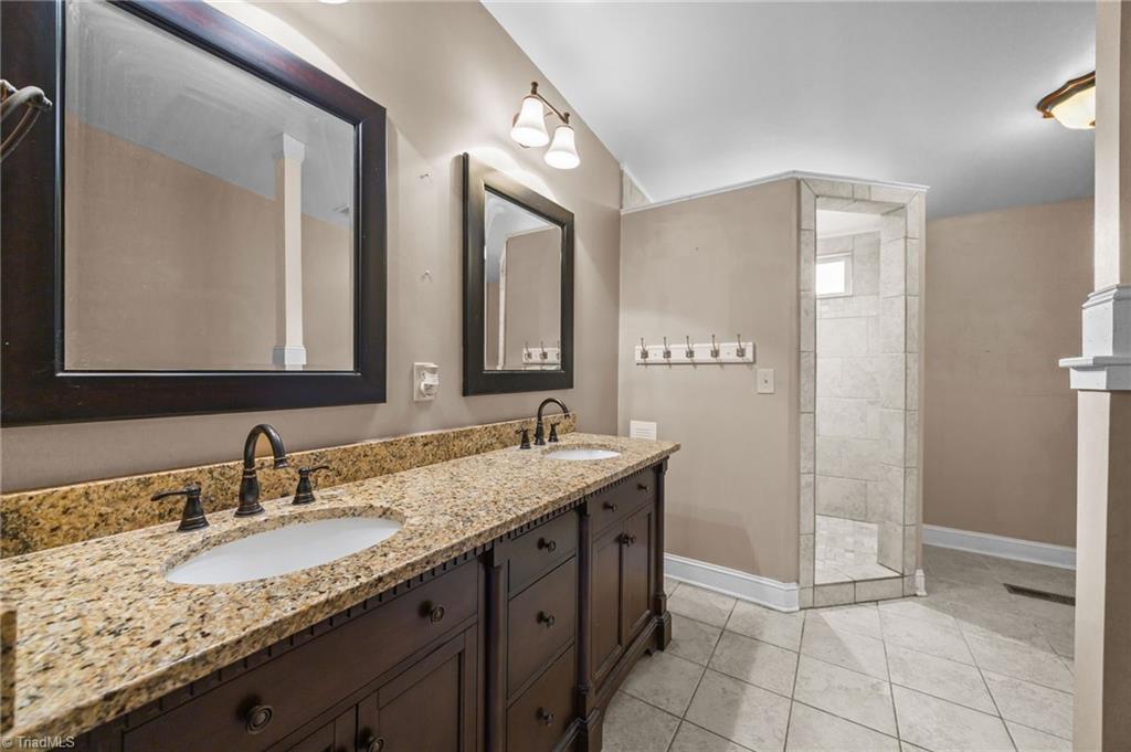 950 Waggoner Neal Road Walkertown, NC 27051 - Photo 10 of 48 Primary Bath