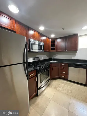 $1,375 | 1027 North 4th Street, Unit H, Philadelphia, PA 19123