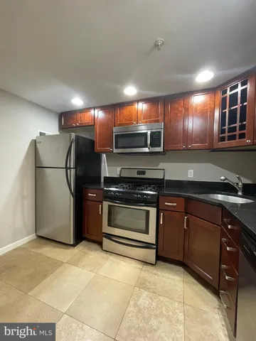 $1,375 | 1027 North 4th Street, Unit H, Philadelphia, PA 19123
