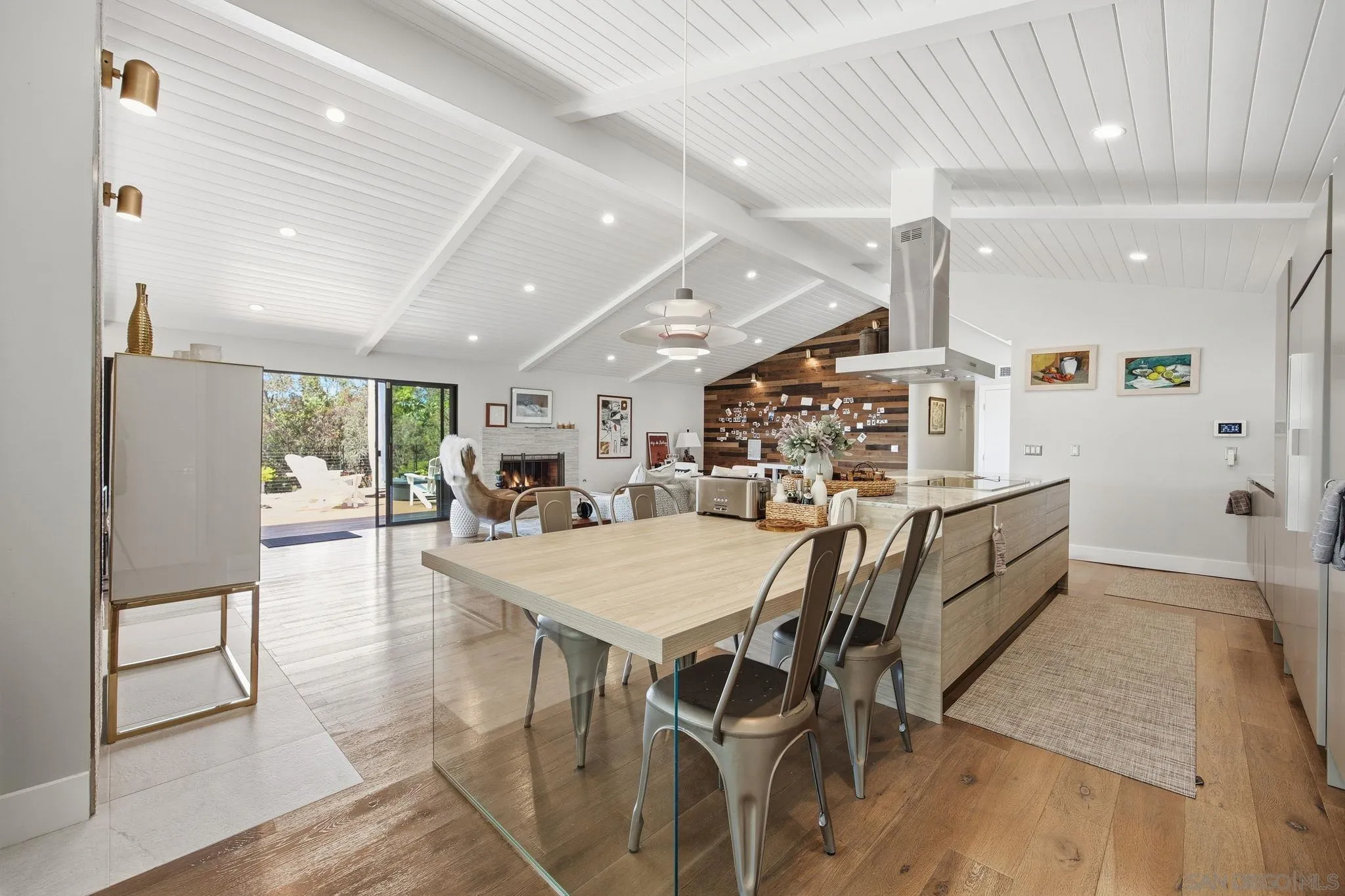 1402 Rodeo Drive La Jolla, CA 92037 - Photo 42 of 75 Gallery Image 42