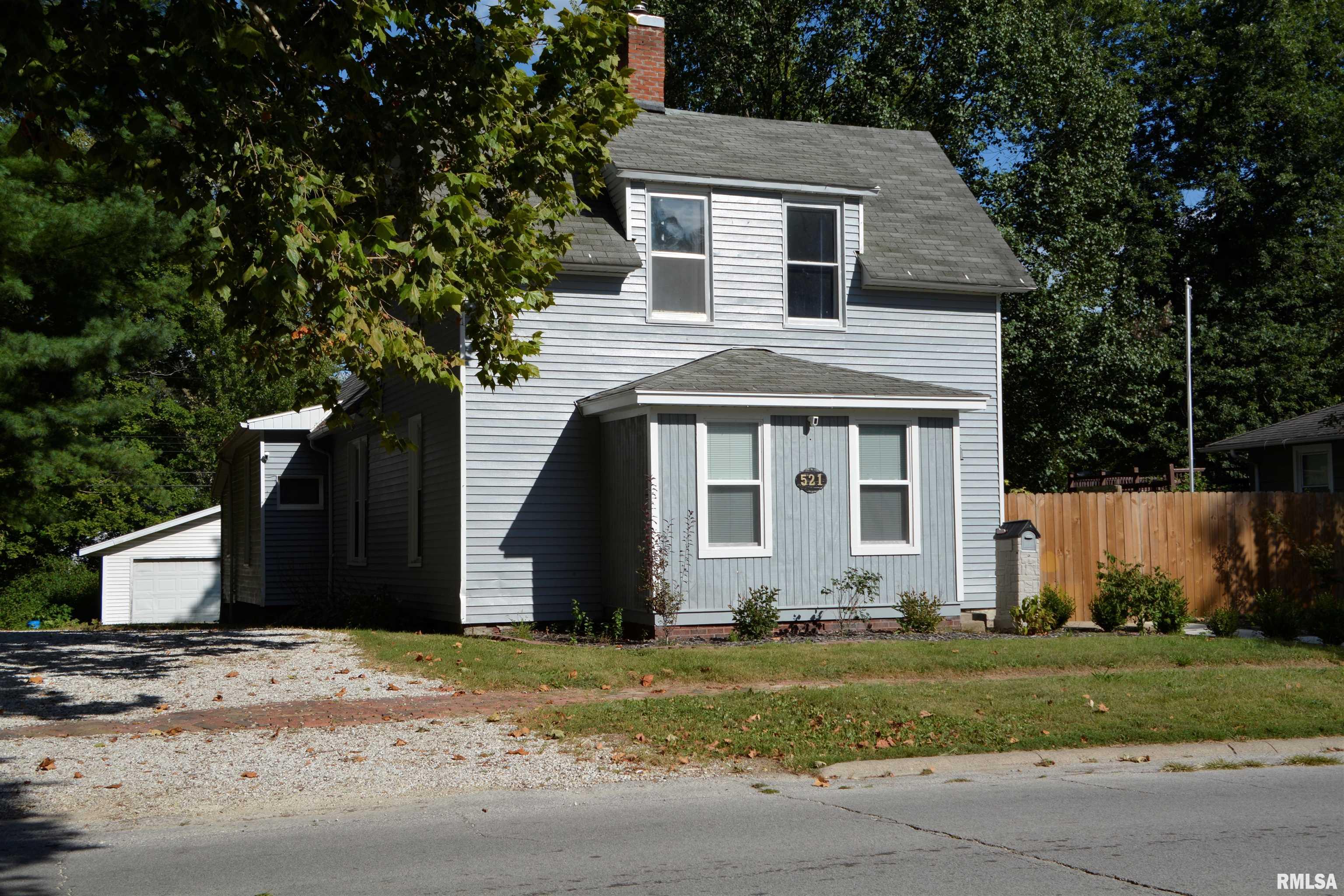 521 South Johnson Street Macomb, IL 61455 - Photo 2 of 21