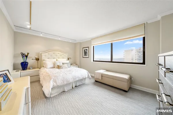 $319,000 | 277 Prospect Avenue, Unit 14B, Hackensack, NJ 07601
