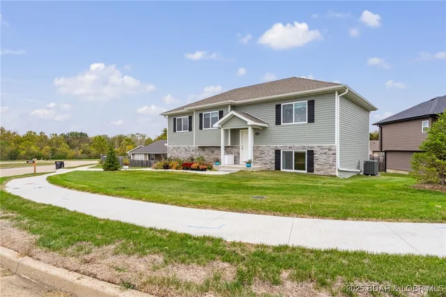 $335,000 | 3305 Venice Drive, Columbia, MO 65202