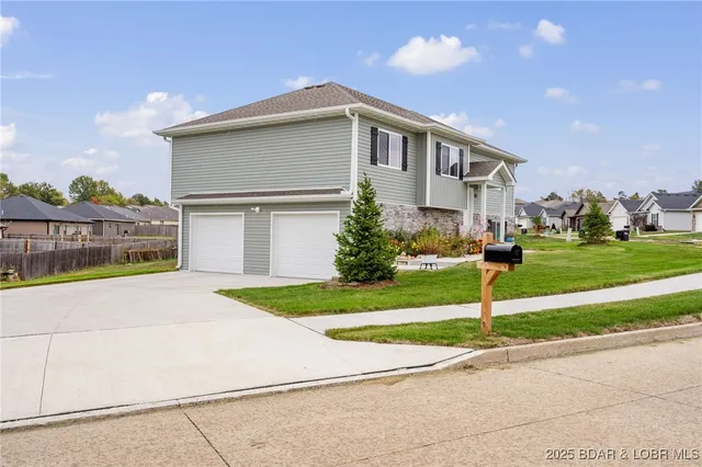 $335,000 | 3305 Venice Drive, Columbia, MO 65202