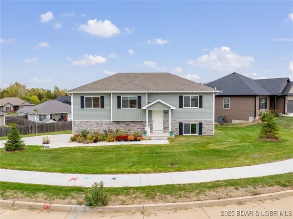 $335,000 | 3305 Venice Drive, Columbia, MO 65202