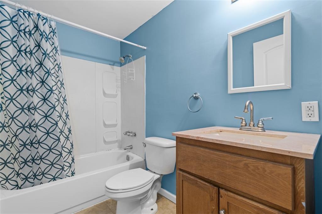 3525 Middletown Road Pittsburgh, PA 15204 - Photo 21 of 27 Gallery Image 21