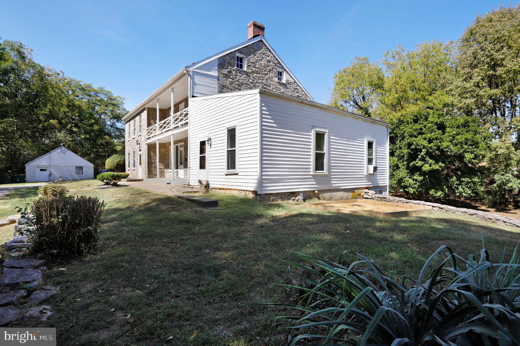14333 Spickler Road Clear Spring, MD 21722 - Photo 5 of 46