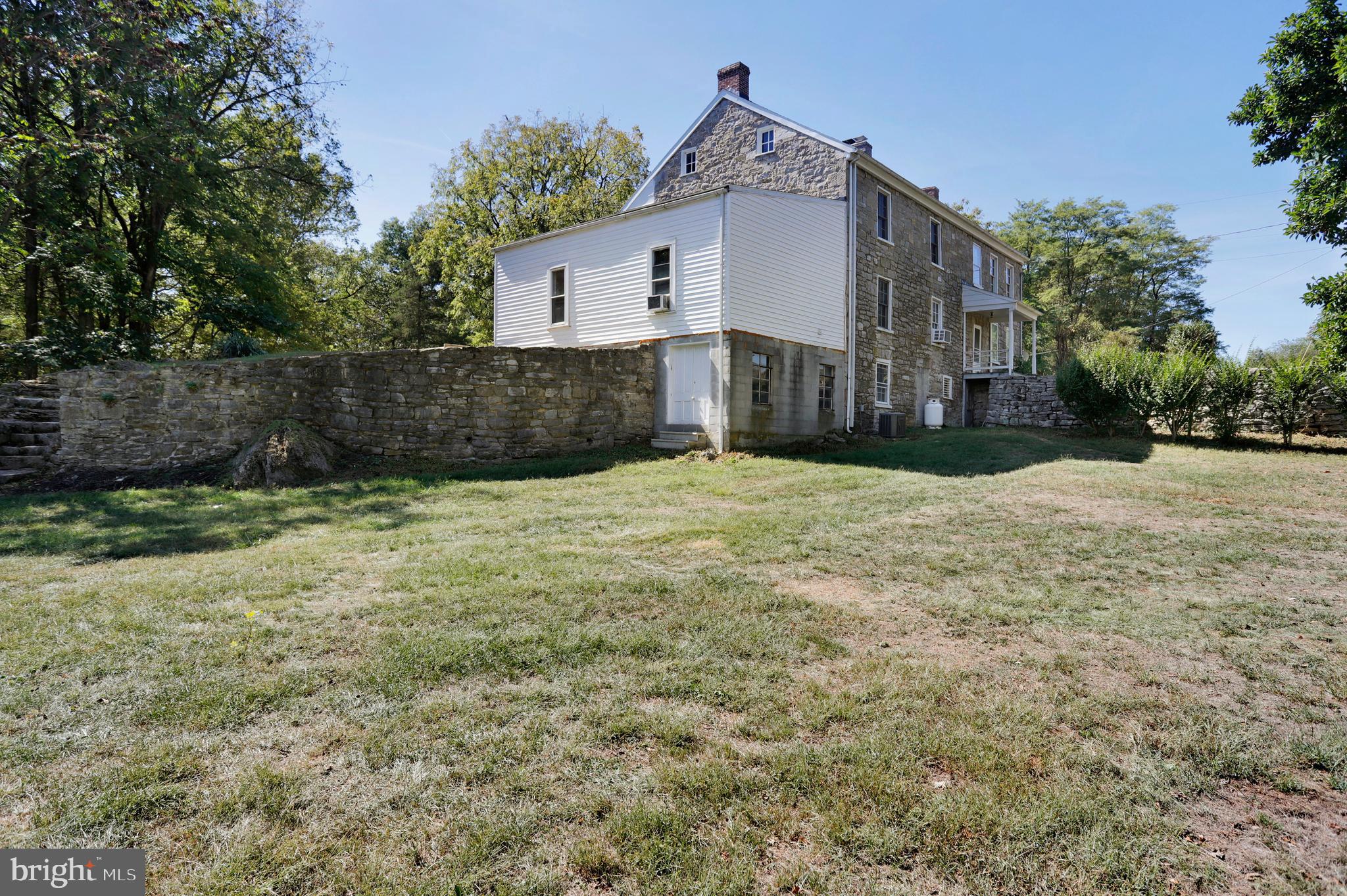 14333 Spickler Road Clear Spring, MD 21722 - Photo 6 of 46