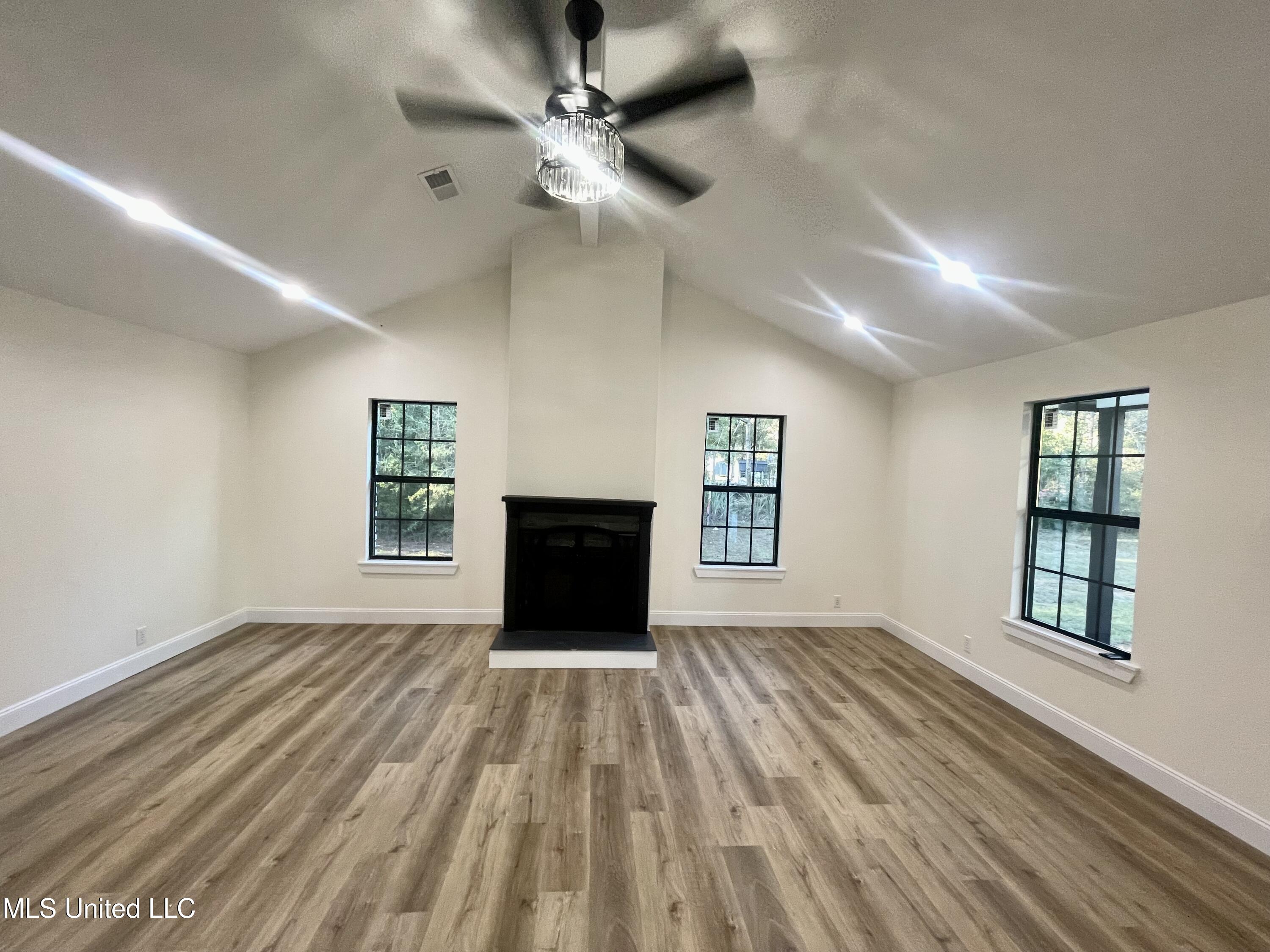 372 Flournoy Road Lucedale, MS 39452 - Photo 6 of 23 IMG_4839