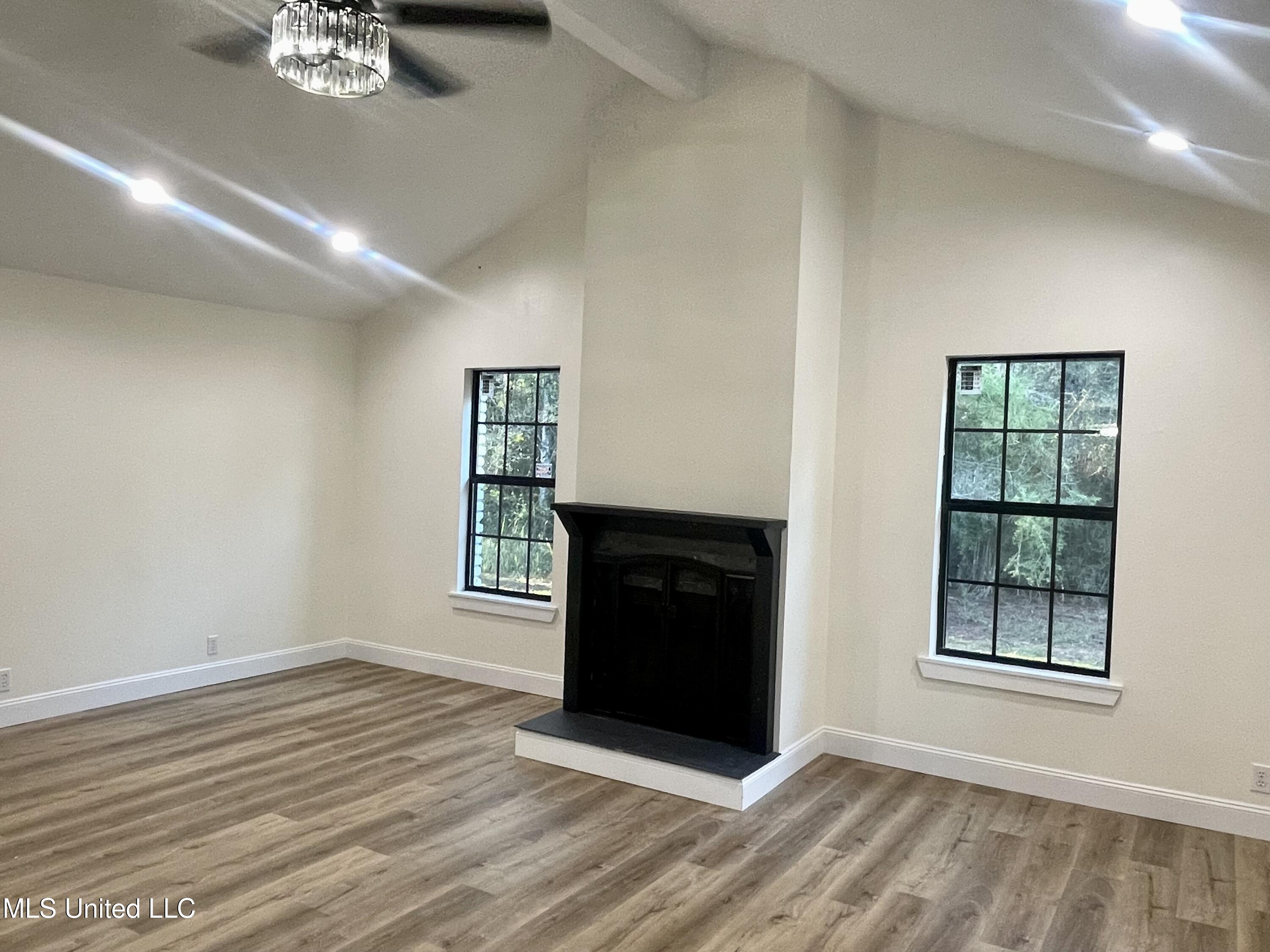 372 Flournoy Road Lucedale, MS 39452 - Photo 7 of 23 IMG_4818