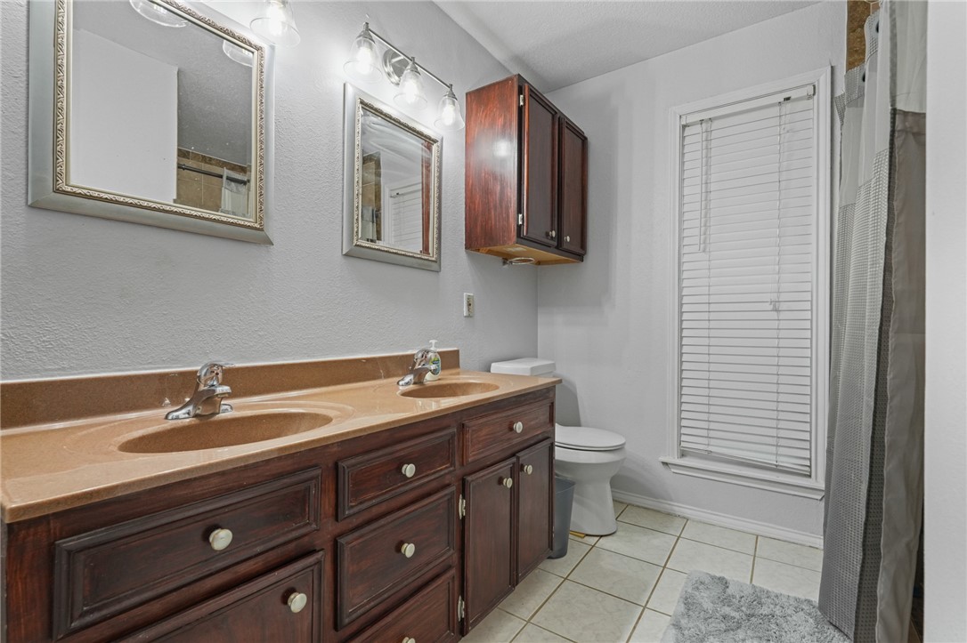 7218 Diamond Ridge Drive Corpus Christi, TX 78413 - Photo 13 of 19