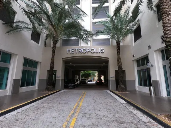 $2,100 | 9055 Southwest 73rd Court, Unit 2103, Miami, FL 33156