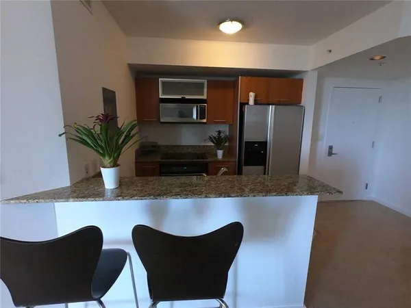 $2,100 | 9055 Southwest 73rd Court, Unit 2103, Miami, FL 33156