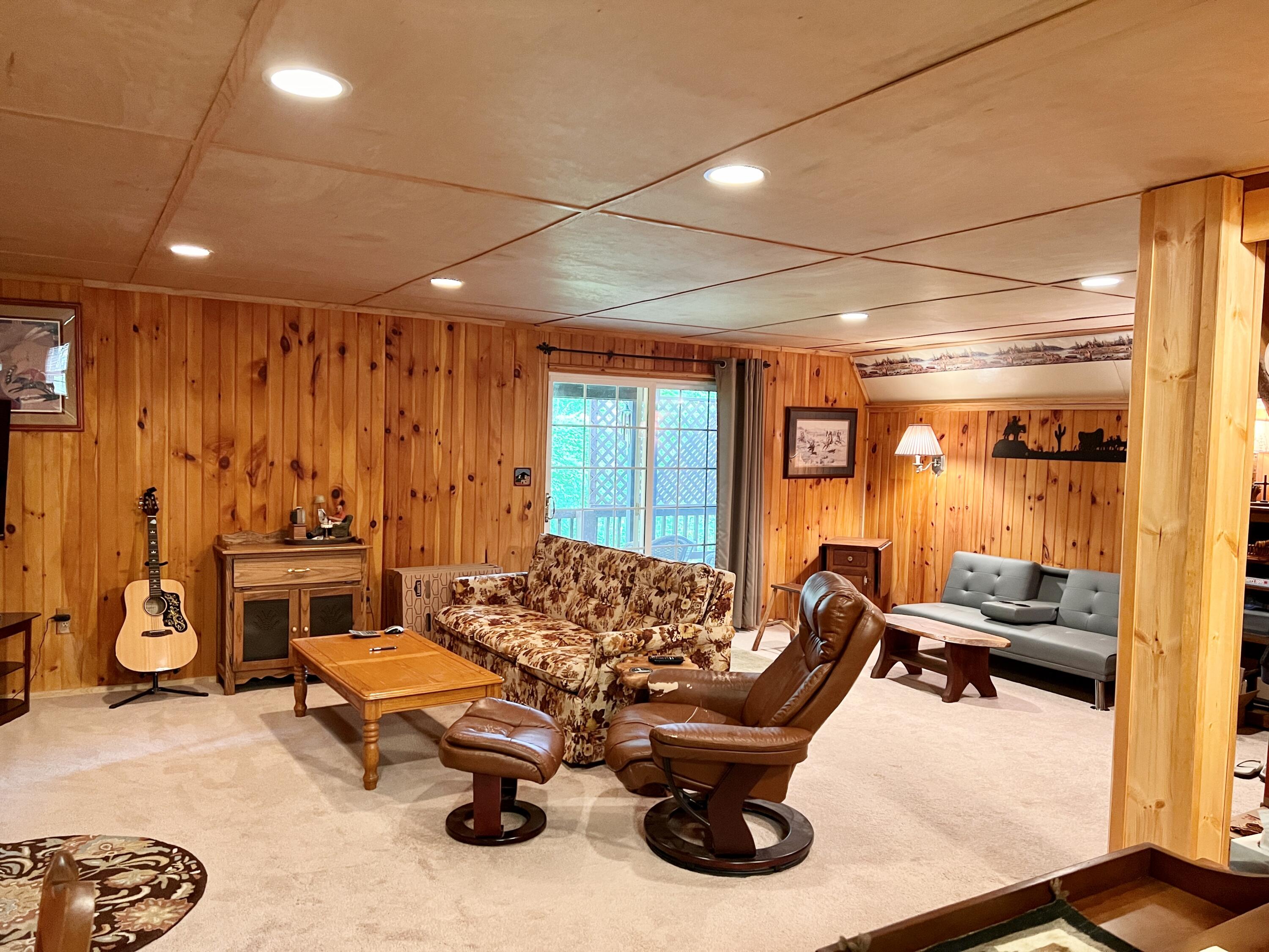 175 Ridgeway Drive Morehead, KY 40351 - Photo 14 of 39 3A9656DB-7BDA-43FA-A297-64A7BD14C688