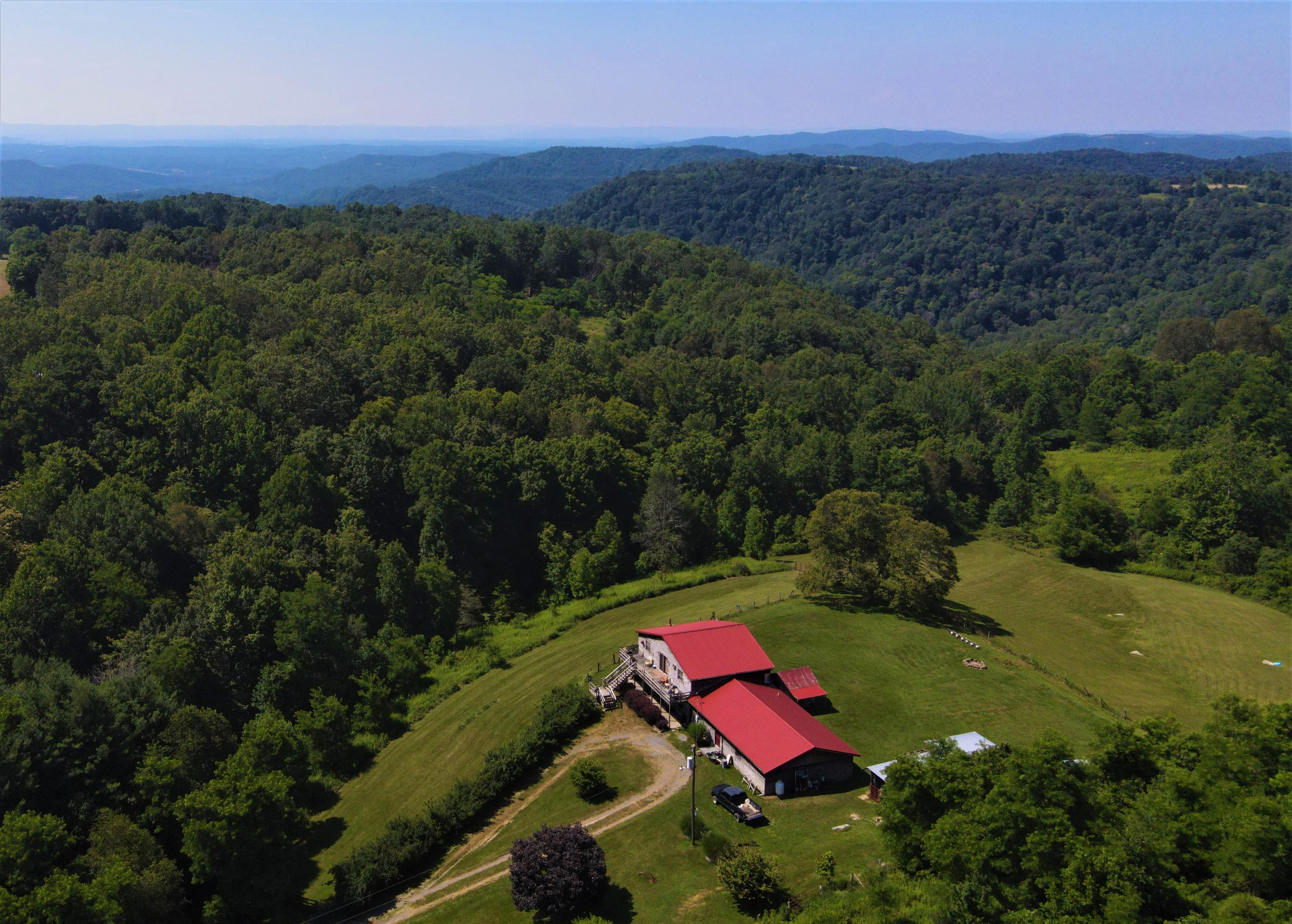 5071 Judson Road Hinton, WV 25951 - Photo 1 of 53 Gallery Image 1