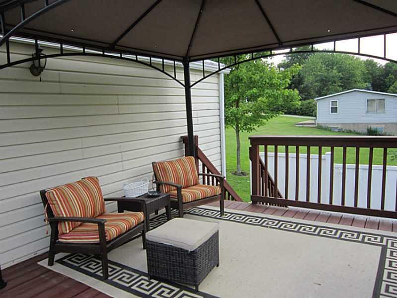 243 Boyd Road Freeport, PA 16229 - Photo 18 of 19 Patio/Deck.