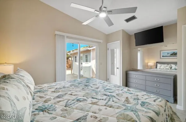 $1,350 | 5807 Sunset Avenue, Unit B, Panama City, FL 32408