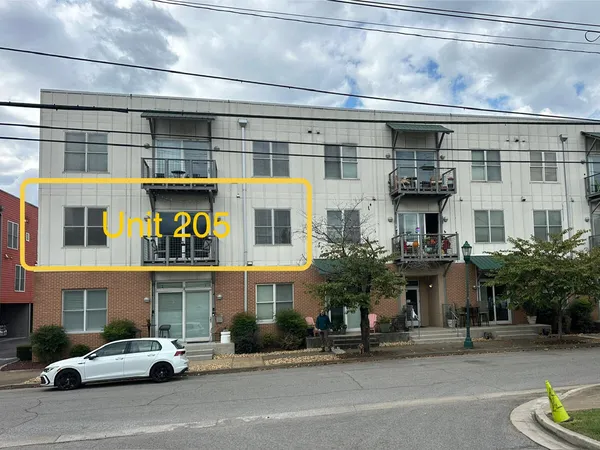 $349,900 | 1609 Long Street, Unit 205, Chattanooga, TN 37408
