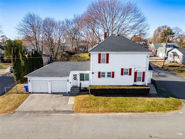 $519,000 | 35 East Knowlton Street, East Providence, RI 02915