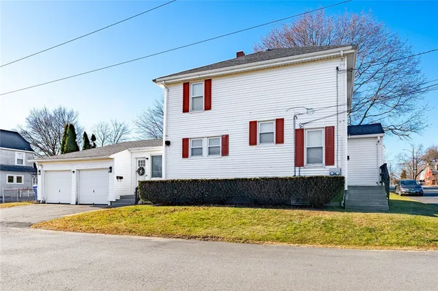 $519,000 | 35 East Knowlton Street, East Providence, RI 02915
