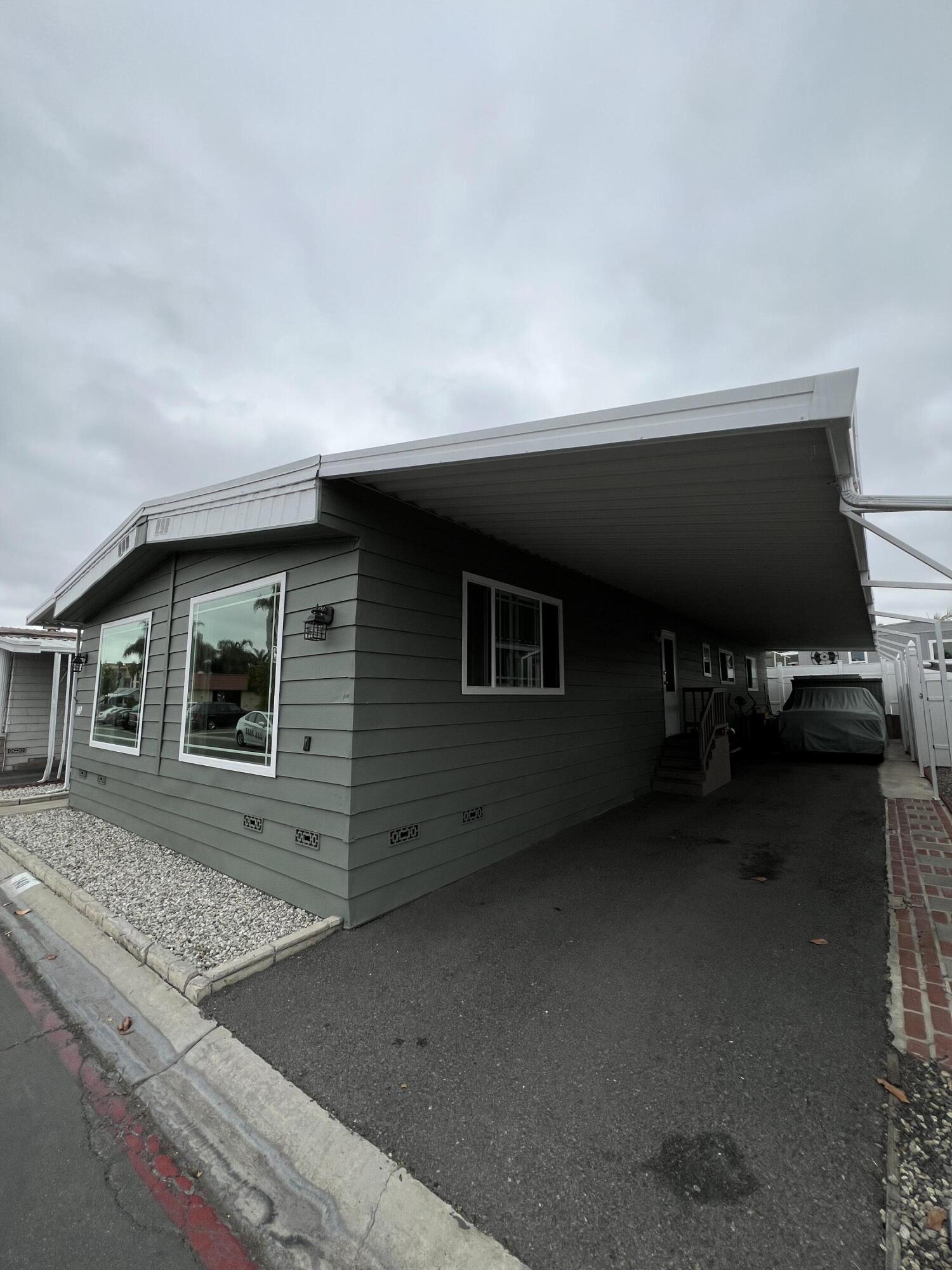 300 North Rampart Street Orange, CA 92868 - Photo 9 of 25 IMG_2137