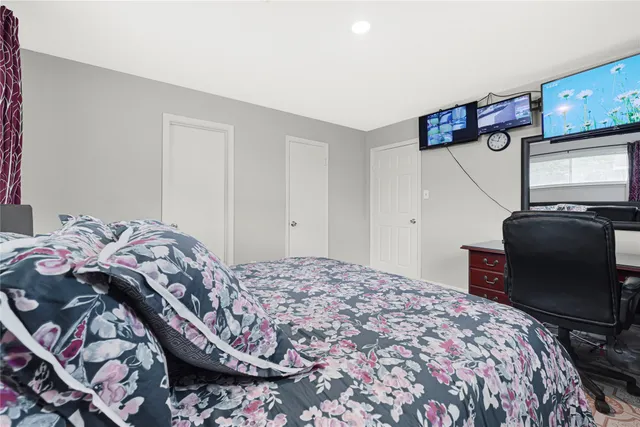 $750,000 | 1613 Wycliffe Drive, Houston, TX 77043