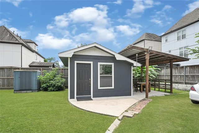 $750,000 | 1613 Wycliffe Drive, Houston, TX 77043