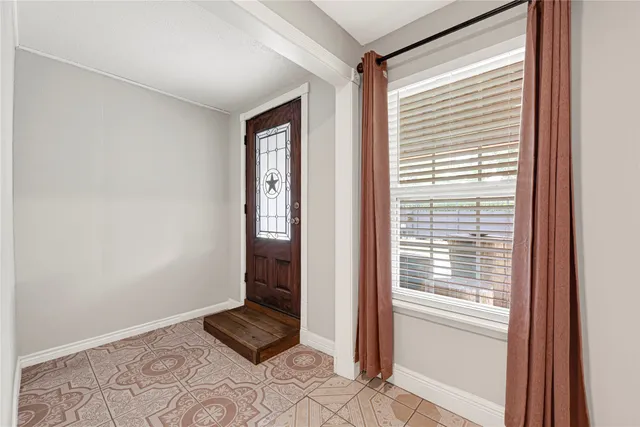 $750,000 | 1613 Wycliffe Drive, Houston, TX 77043