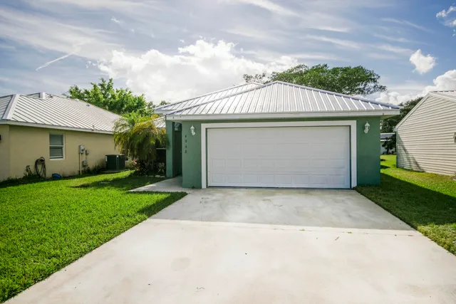 $285,000 | 4948 Southeast 42nd Street, Okeechobee, FL 34974