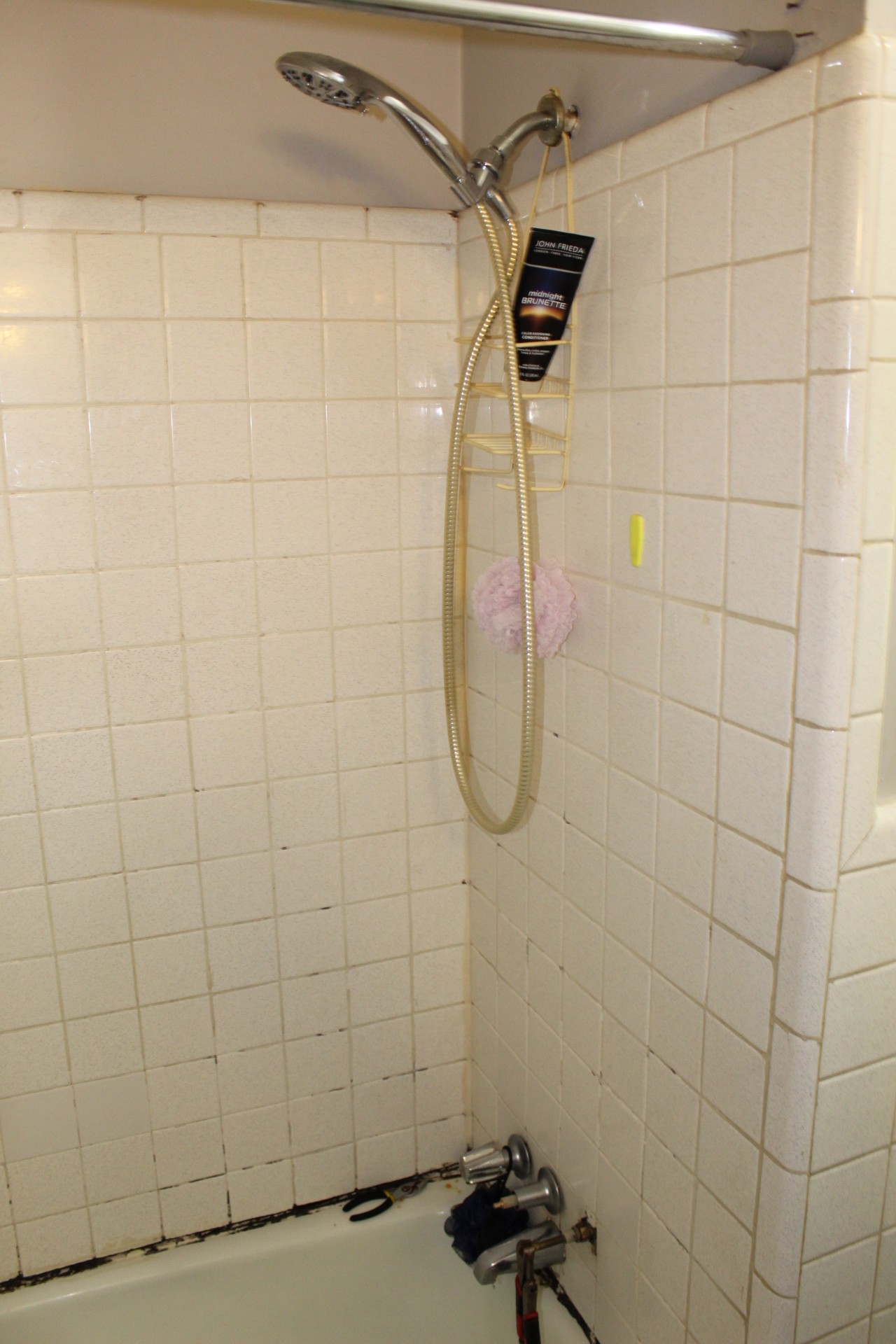 833 Grays Chapel Road Southside, TN 37171 - Photo 17 of 23 a bathroom with a shower