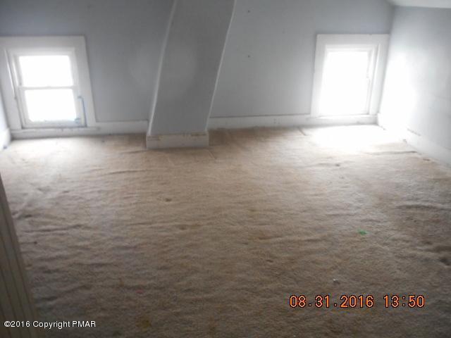 125 State Road Lehighton, PA 18235 - Photo 13 of 15 master bedroom